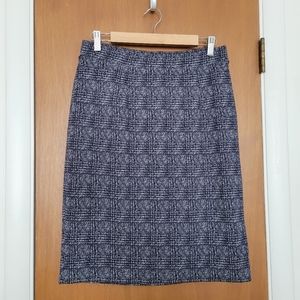 41 Hawthorn medium stretchy knit pencil skirt
